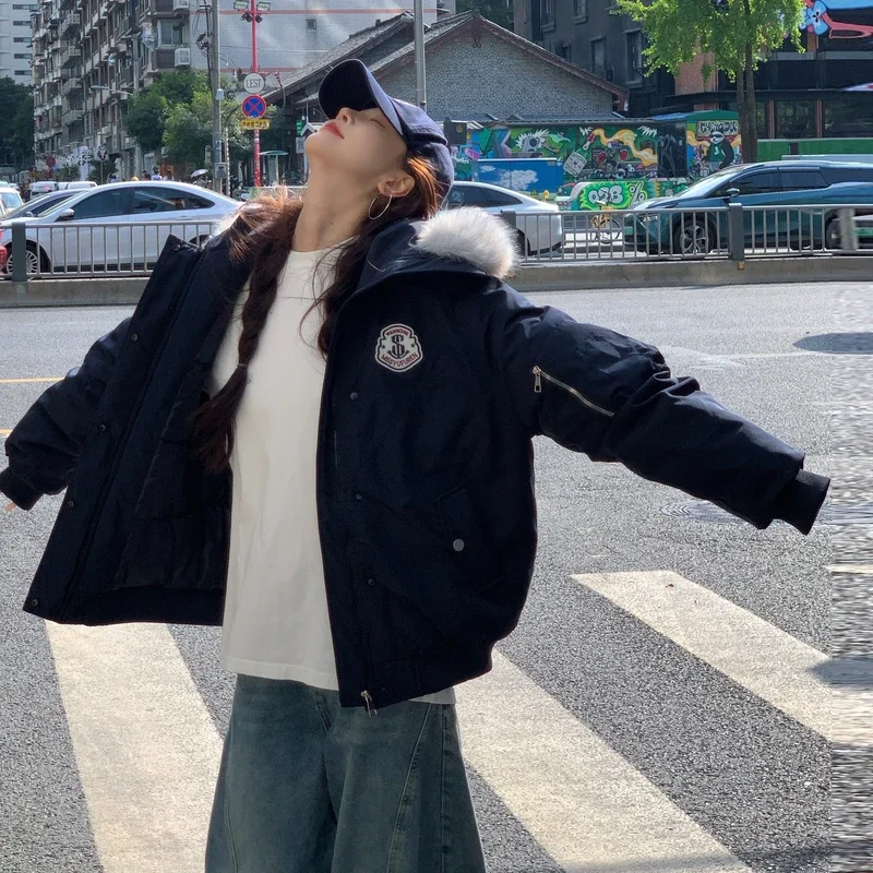 Women Coat Thick Cotton Padded Oversize Loose Jacket Outerwear 2025 Autumn Winter Hooded Fur Collar Short Parkas
Women Coat Thick Cotton Padded Oversize Loose Jacket Outerwear 2025 Autumn Winter Hooded Fur Collar Short Parkas