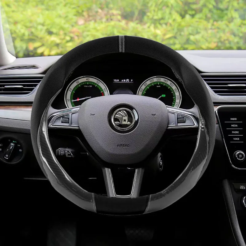 Чехол на руль из карбона и кожи для моделей Skoda Octavia MK2, MK3, A7, Fabia, Kodiaq, Rapid, Superb, Vision
Чехол на руль из карбона и кожи для моделей Skoda Octavia MK2, MK3, A7, Fabia, Kodiaq, Rapid, Superb, Vision