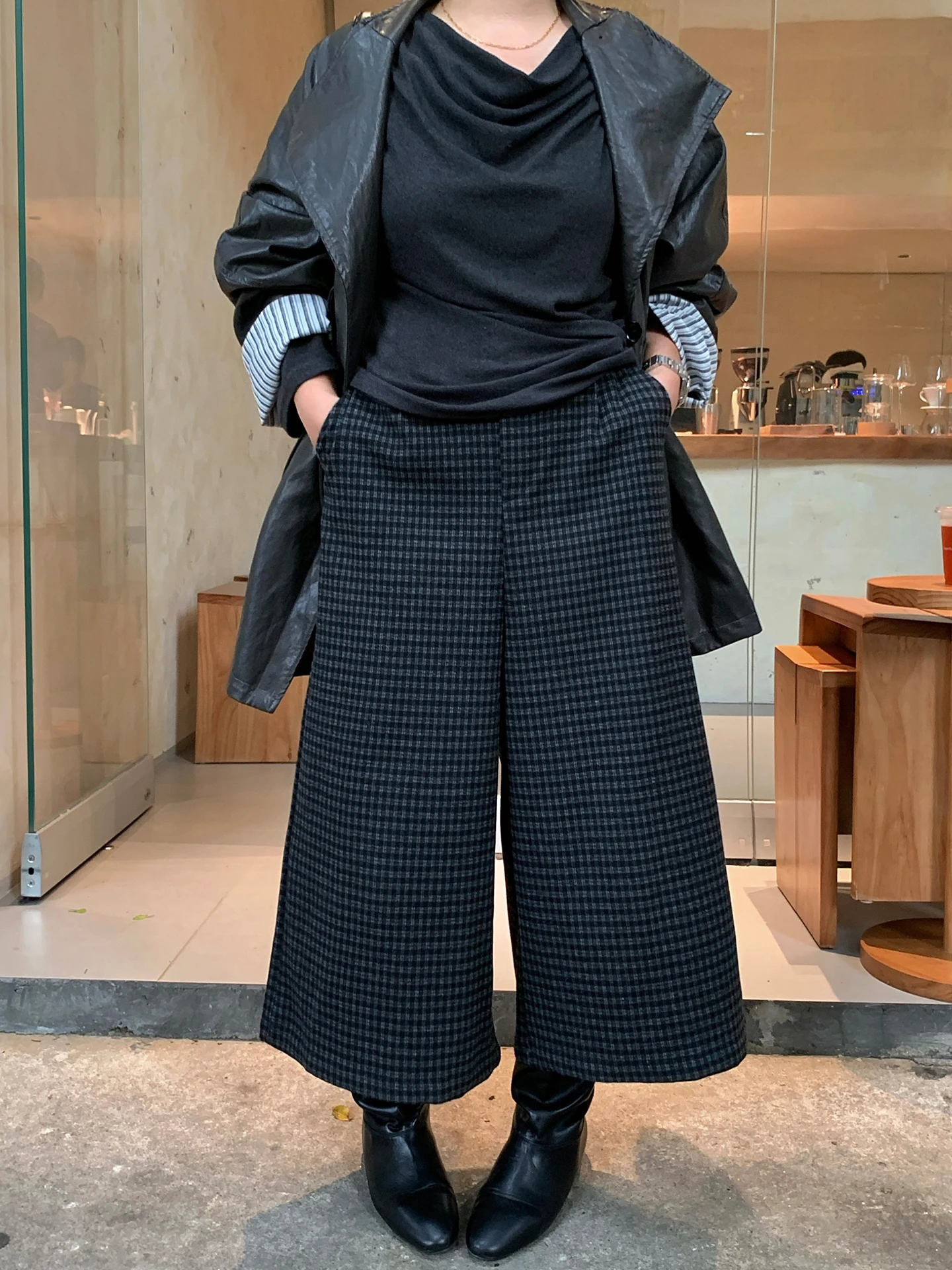 High Waist Wide Leg Pants Women's Autumn New plus Size Casual Plaid Micro Fat Nine Points Slimming Trousers Lin Daixiao
High Waist Wide Leg Pants Women's Autumn New plus Size Casual Plaid Micro Fat Nine Points Slimming Trousers Lin Daixiao