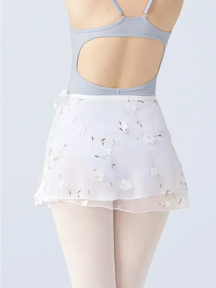 Bandage Ballet Woman Tights Street Dance Line Latin Skirts Mesh Leotard Adult Disguise Classical Wear Embroidery Costume Skirt
Bandage Ballet Woman Tights Street Dance Line Latin Skirts Mesh Leotard Adult Disguise Classical Wear Embroidery Costume Skirt
