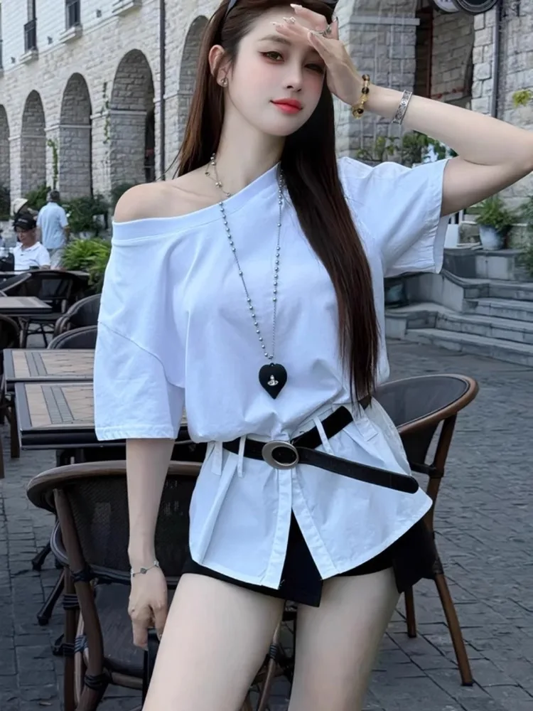 Korean Design Shoulder Bared One-Shoulder T-Shirt Women's Summer Fashionable Patchwork Waist-Cinching Top Asymmetrical Commut...
Korean Design Shoulder Bared One-Shoulder T-Shirt Women's Summer Fashionable Patchwork Waist-Cinching Top Asymmetrical Commut...
