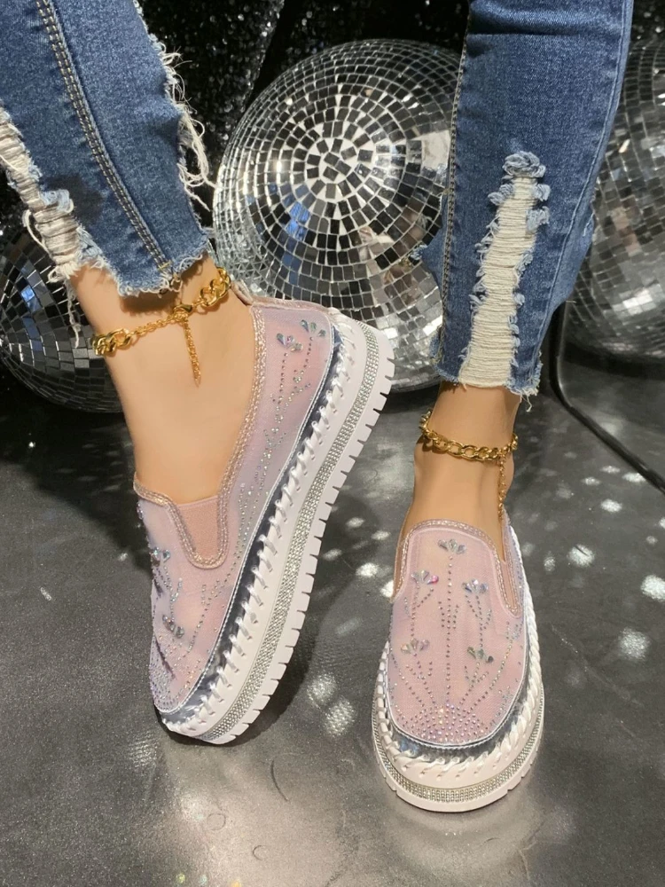 2026 New Pink Loafer Shoes Women Thick Sole Rhinestone Lace Mesh Breathable Slip on Lazy Fisherman Summer Single Shoes
2026 New Pink Loafer Shoes Women Thick Sole Rhinestone Lace Mesh Breathable Slip on Lazy Fisherman Summer Single Shoes