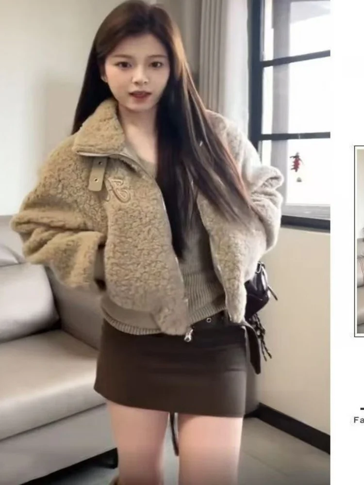 Женская весенняя модная куртка из натурального меха ягненка, хлопковая одежда в стиле французского шика, маленький размер, премиум-класс
Женская весенняя модная куртка из натурального меха ягненка, хлопковая одежда в стиле французского шика, маленький размер, премиум-класс