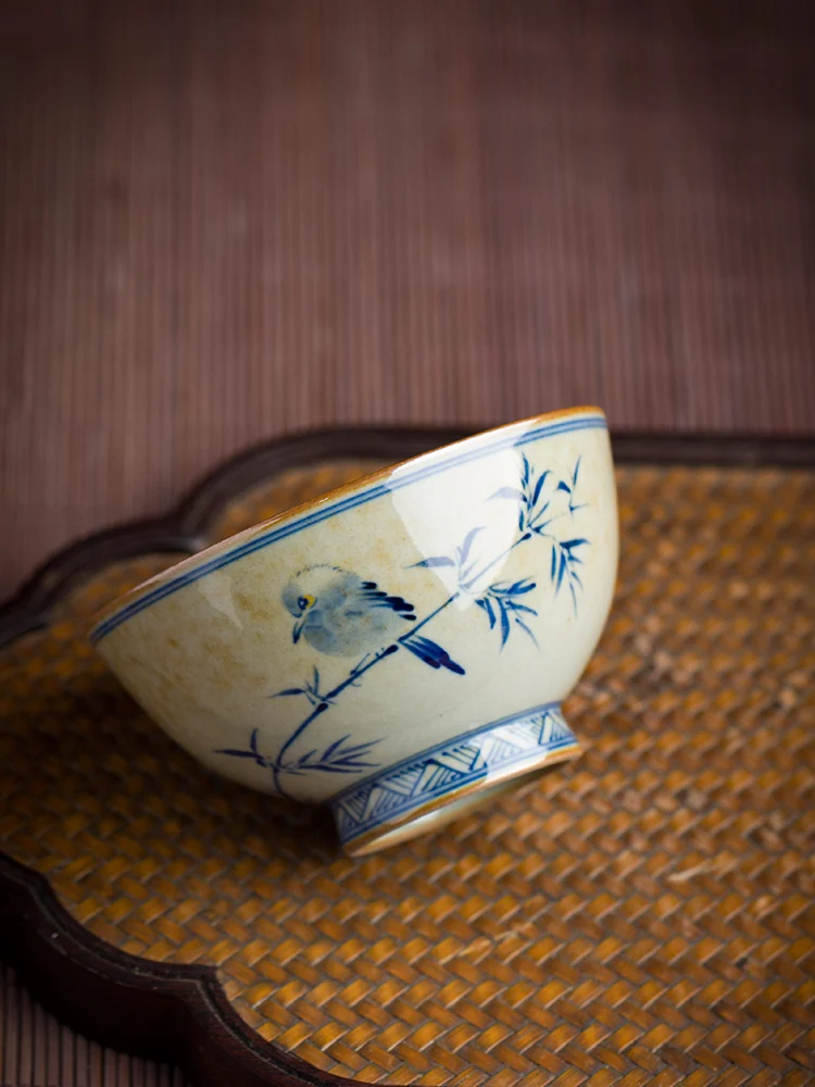 Jingdezhen Hand-Painted Bamboo Bird Tea Cup Master Cup Personal Use Cerc Vintage Tea Drinking Gongfu Tea Blue And White
Jingdezhen Hand-Painted Bamboo Bird Tea Cup Master Cup Personal Use Cerc Vintage Tea Drinking Gongfu Tea Blue And White