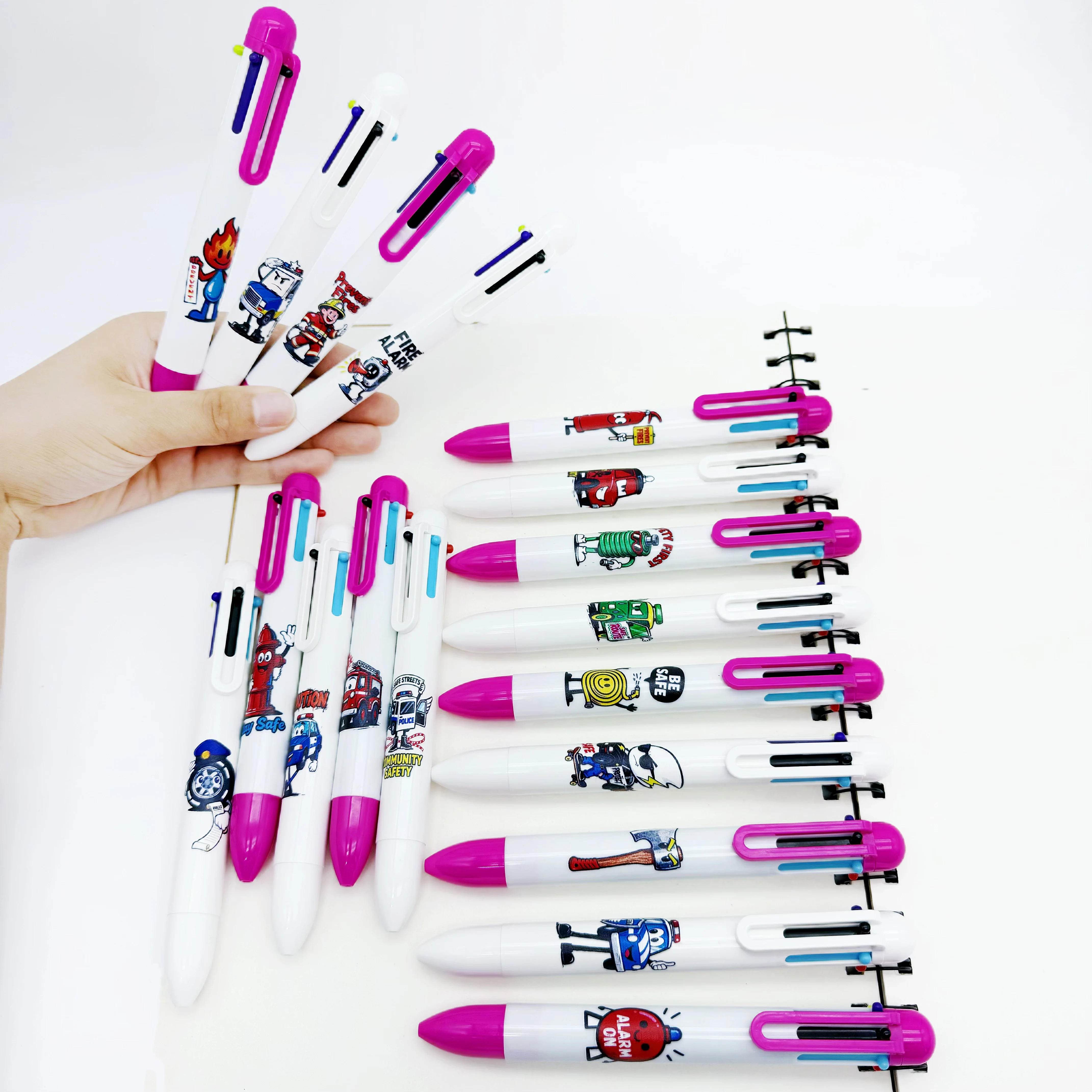 18 шт./36 шт. креативная многоцветная шариковая ручка для пожарной полиции автомобиля для маркировки персоналов Salute, подарочная ручка
18 шт./36 шт. креативная многоцветная шариковая ручка для пожарной полиции автомобиля для маркировки персоналов Salute, подарочная ручка