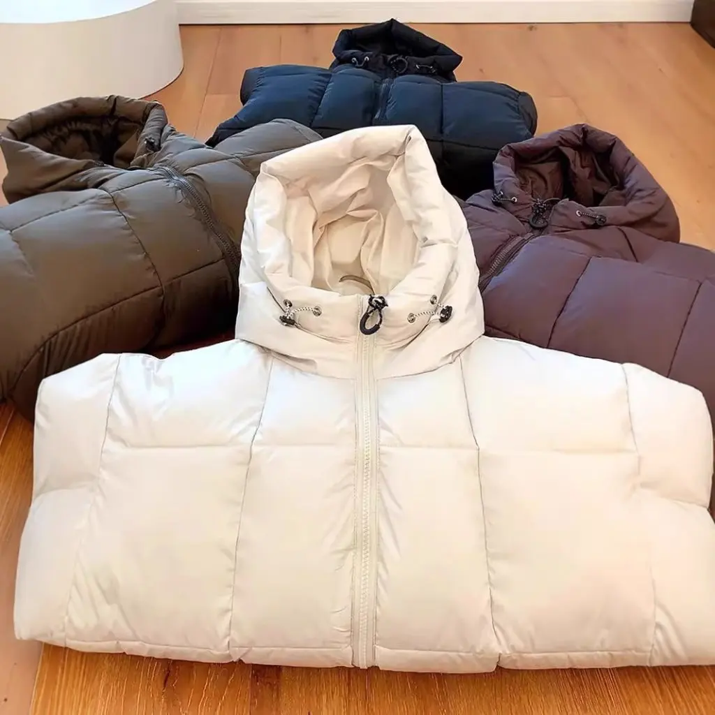 Mountain Style Quilted Cotton Jacket for Men And Women Windproof Warm Hooded Autumn Winter Outdoor Cold-Proof Clothing
Mountain Style Quilted Cotton Jacket for Men And Women Windproof Warm Hooded Autumn Winter Outdoor Cold-Proof Clothing