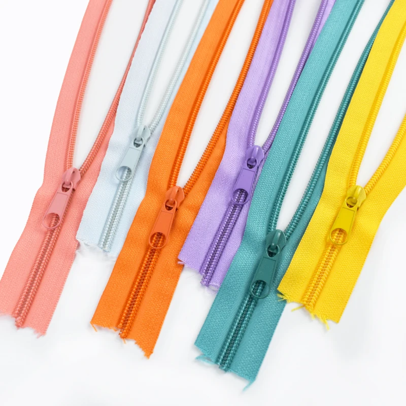 5/10/20M 3#5# Rainbow Nylon Zippers+Puller Backpack Luggage Closure Zipper Clothes Jacket Shoes Replace Zips Sewing Accessories
5/10/20M 3#5# Rainbow Nylon Zippers+Puller Backpack Luggage Closure Zipper Clothes Jacket Shoes Replace Zips Sewing Accessories