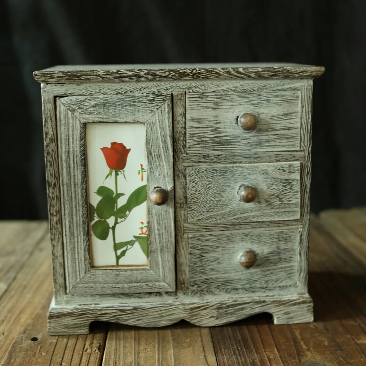 Wooden Jewelry Box Retro Style Solid Wood Storage Box Photo Props Home Decoration Jewelry Earrings Ring Necklace Box
Wooden Jewelry Box Retro Style Solid Wood Storage Box Photo Props Home Decoration Jewelry Earrings Ring Necklace Box