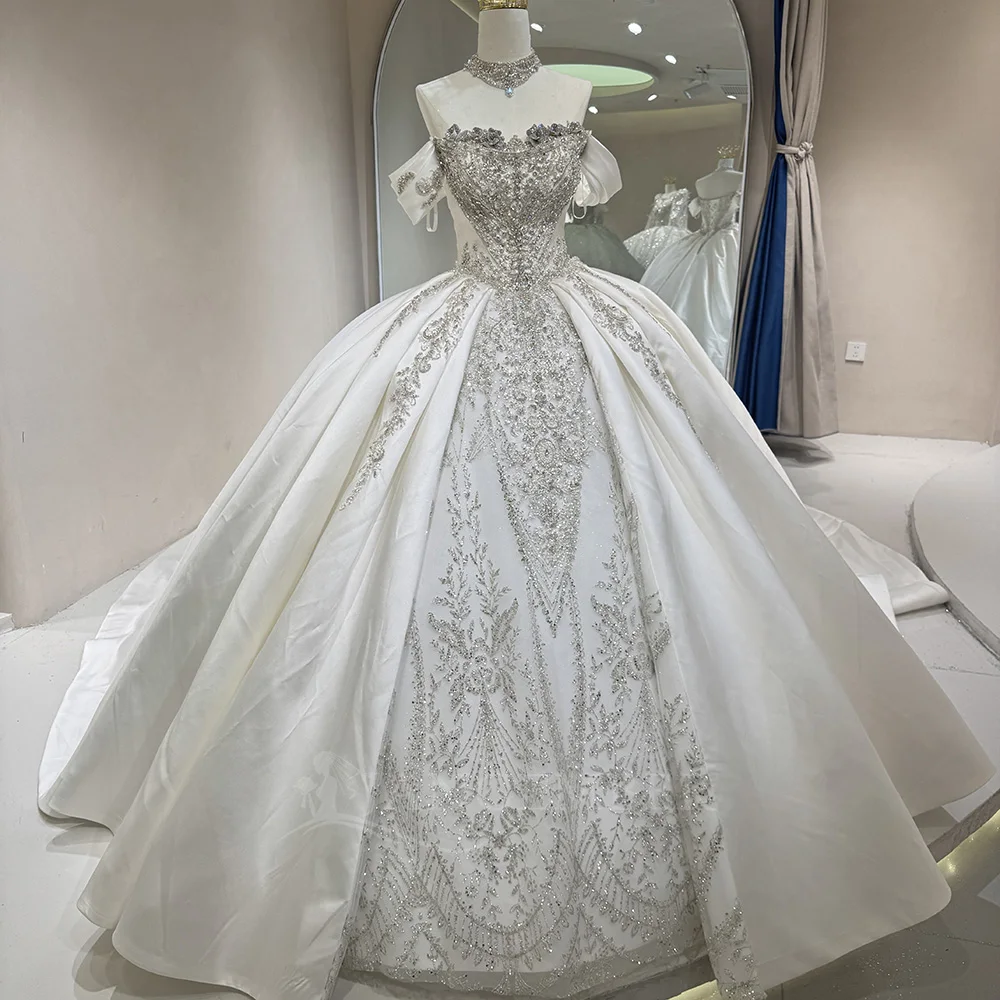 Chic Wedding Dress Organza With Princess Ball Gown Short Sleeve Scoop-Neck Beading Bride Dress Customized Robe De Mariee
Chic Wedding Dress Organza With Princess Ball Gown Short Sleeve Scoop-Neck Beading Bride Dress Customized Robe De Mariee