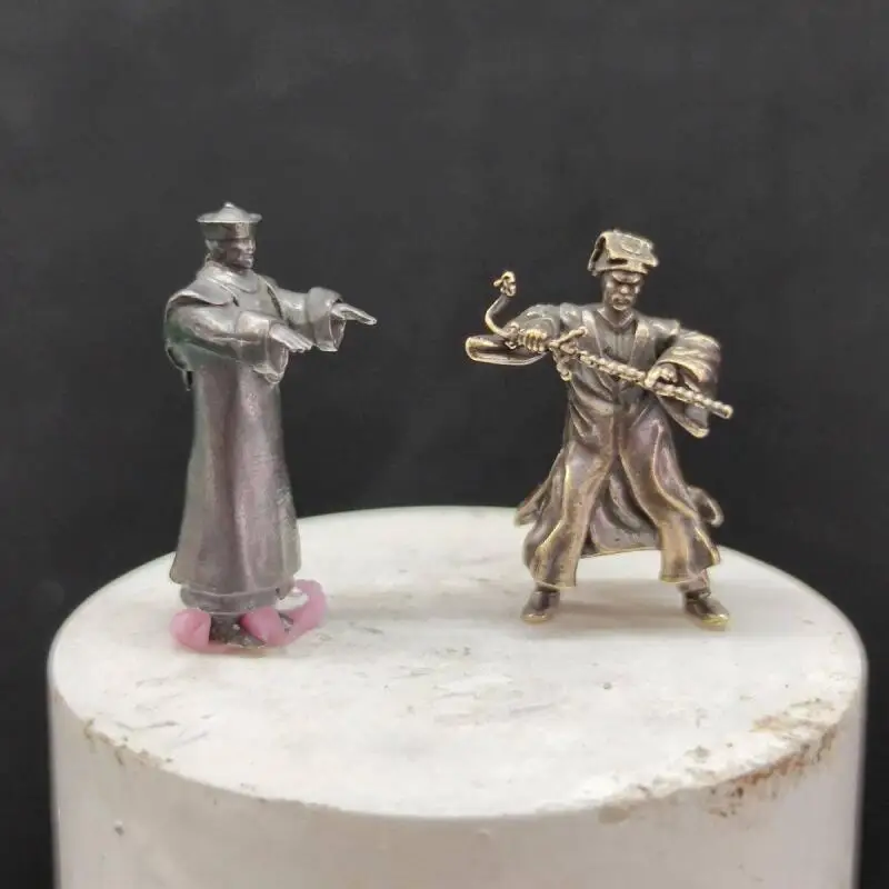 Antique brass miniature Taoist zombie figure statue model home desktop landscape decoration handicraft
Antique brass miniature Taoist zombie figure statue model home desktop landscape decoration handicraft