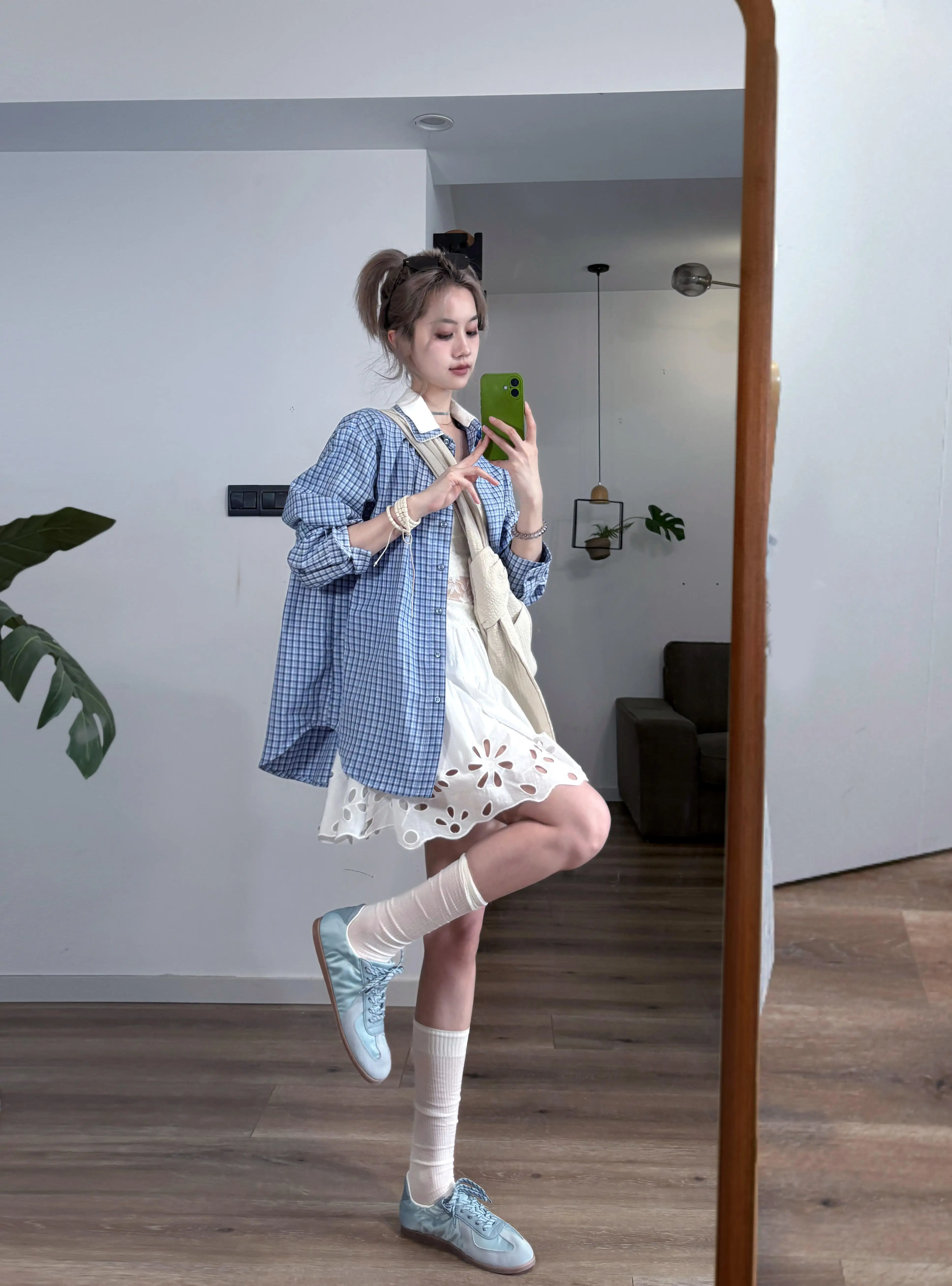Retro White Embroidered Lace A-Line Skirt Women's Spring Summer New Style Slimming Pure Cotton Casual Versatile Skirt
Retro White Embroidered Lace A-Line Skirt Women's Spring Summer New Style Slimming Pure Cotton Casual Versatile Skirt