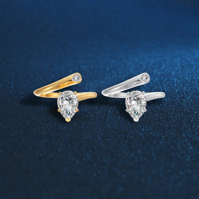 AAA925 silver Mosan diamond ring female European and American fashion selling adjustable diamond ring to send his girlfriend.
AAA925 silver Mosan diamond ring female European and American fashion selling adjustable diamond ring to send his girlfriend.