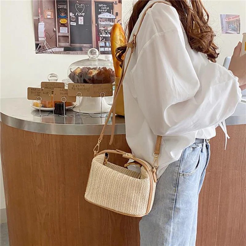 AX83-2X Women Straw Crossbody Bag For Bohemian Small Knitting Summer Purse And Handbag Vacational Bucket Beach Bags
AX83-2X Women Straw Crossbody Bag For Bohemian Small Knitting Summer Purse And Handbag Vacational Bucket Beach Bags