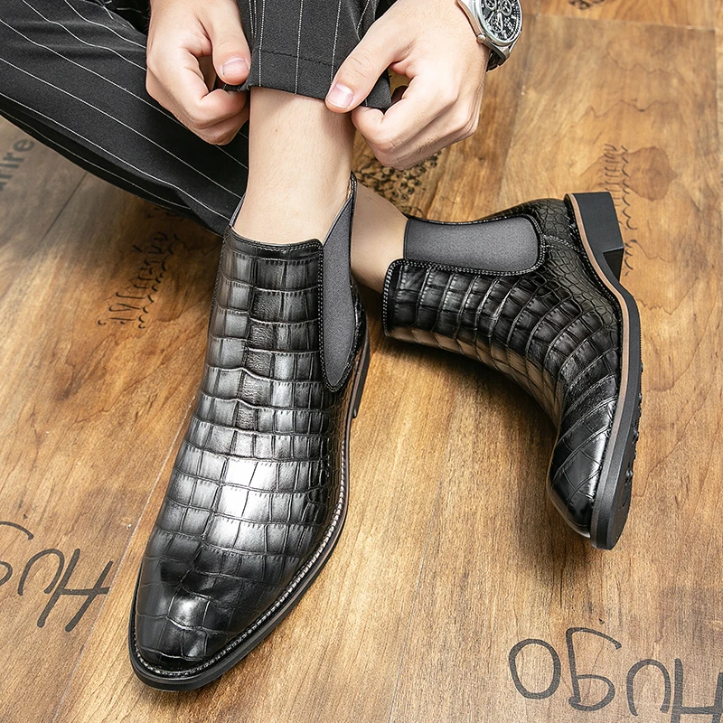 Premium Patent Leather Men Chelsea Boots Stone Pattern Polished Color High-end Feel Business Casual Youth Fashion Short Boots
Premium Patent Leather Men Chelsea Boots Stone Pattern Polished Color High-end Feel Business Casual Youth Fashion Short Boots