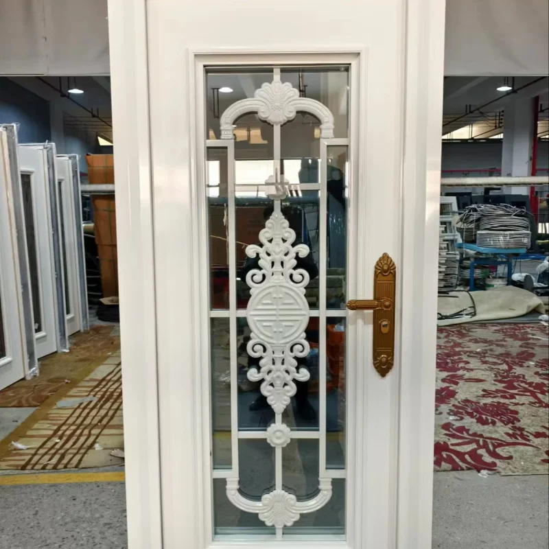 High-quality steel and wood are safe and elegant front doors
High-quality steel and wood are safe and elegant front doors
