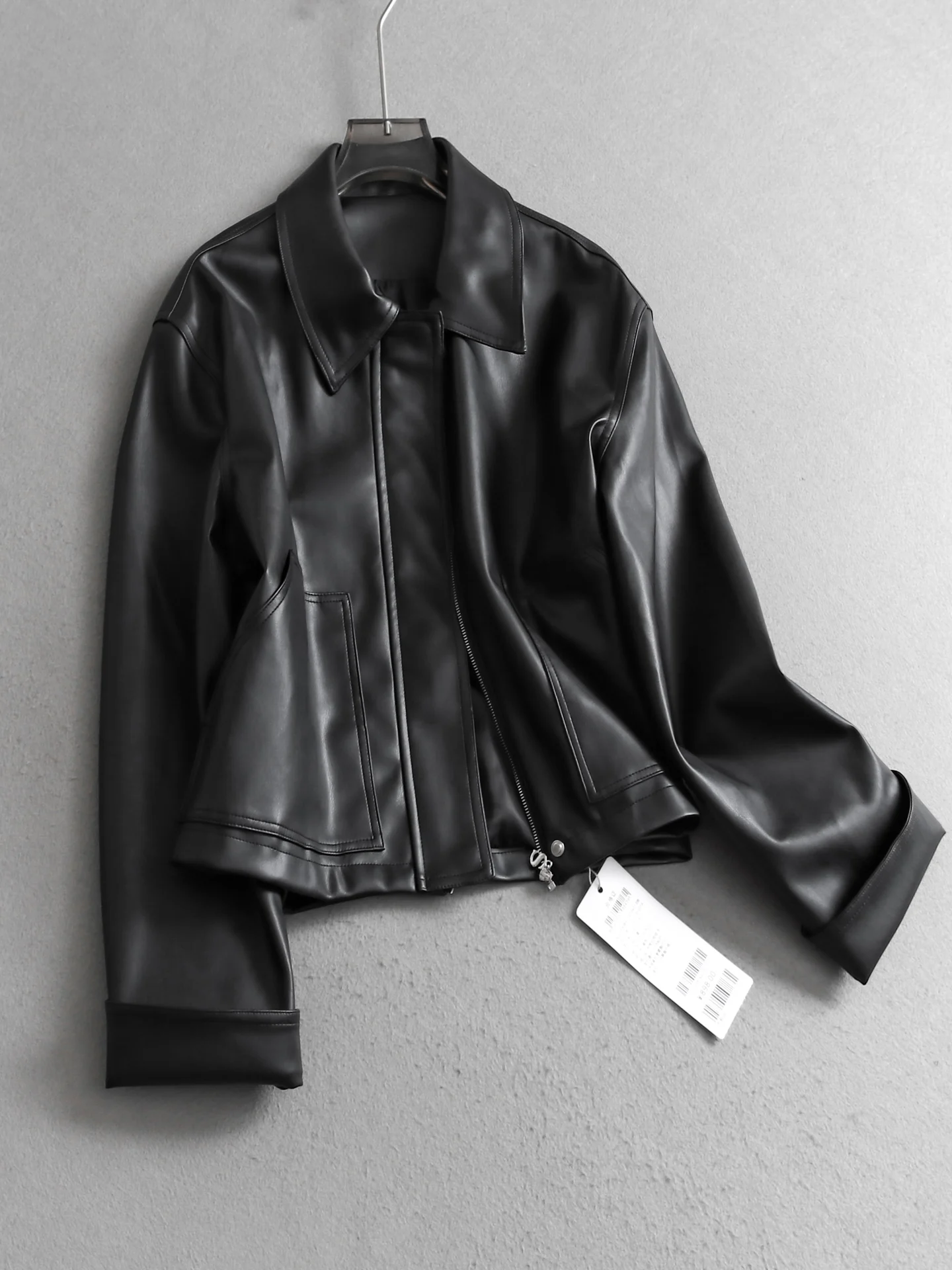 Retro Pure Color Biker Jacket Short Women's Outerwear Small Leather Vest V348 Cool Stylish Commute Style Synthetic Leather
Retro Pure Color Biker Jacket Short Women's Outerwear Small Leather Vest V348 Cool Stylish Commute Style Synthetic Leather