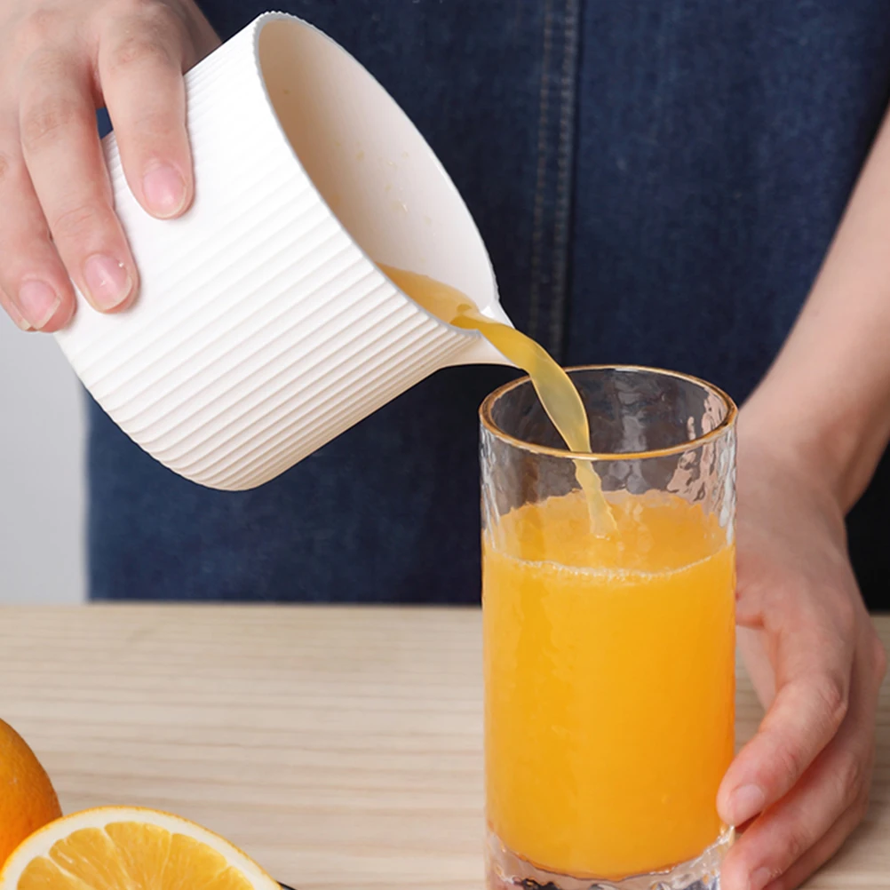 Manual Juicer Orange Lemon Fruit Squeezer Portable Kitchen Press Juice Maker Hand Operated Machine Fresh Juice Easy
Manual Juicer Orange Lemon Fruit Squeezer Portable Kitchen Press Juice Maker Hand Operated Machine Fresh Juice Easy