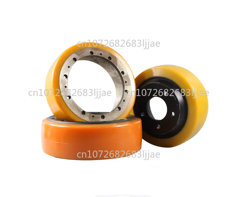 Forklift drive wheels 250*80/92-158/170 5pcs 250*80*65/184 5pcs (sea freight)
Forklift drive wheels 250*80/92-158/170 5pcs 250*80*65/184 5pcs (sea freight)