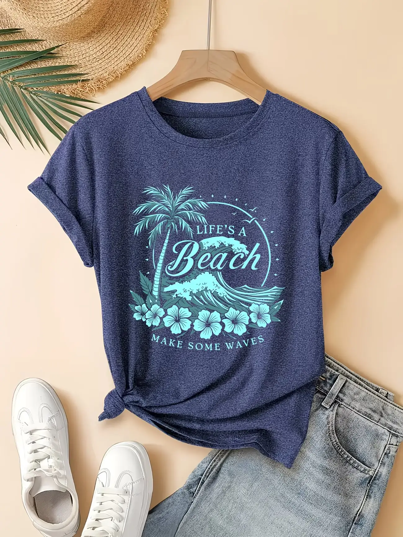 Женская футболка больших размеров с коротким рукавом Life's A Beach Make Some Waves. Незаменимые вещи для весны и лета. Летние наряды для женщин.
Женская футболка больших размеров с коротким рукавом Life's A Beach Make Some Waves. Незаменимые вещи для весны и лета. Летние наряды для женщин.