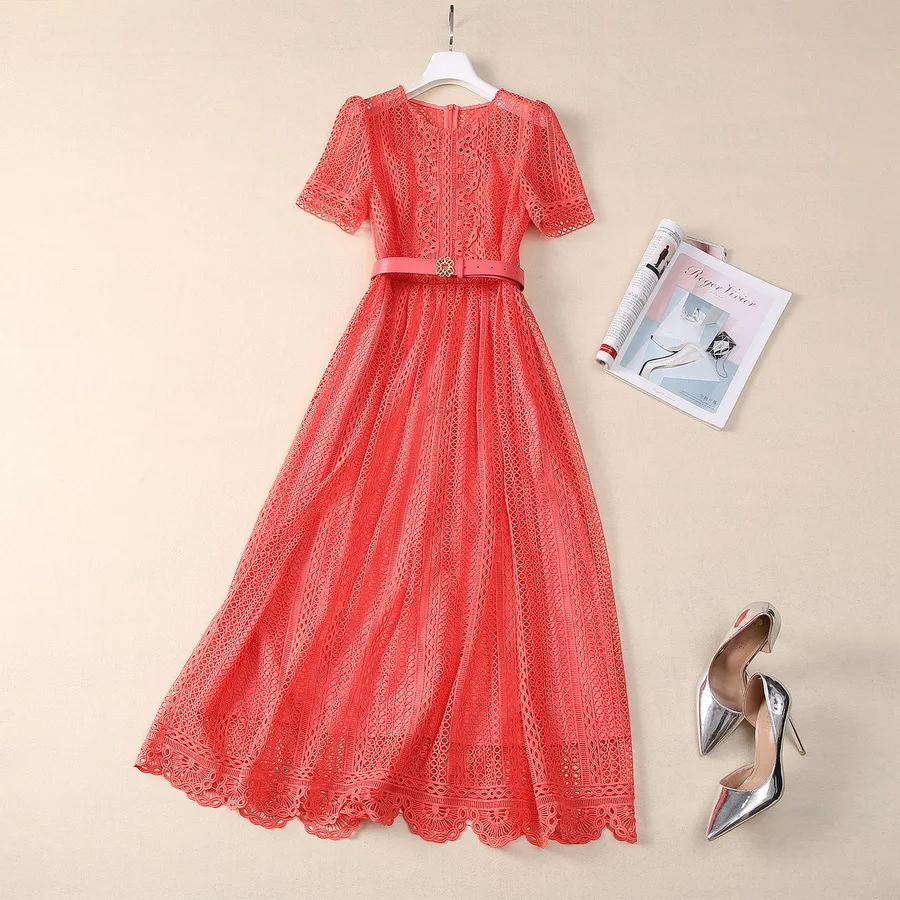 European and American women's clothing new summer Round neck Short sleeve hollowed-out hook flower Fashion Belt Pleated dress
European and American women's clothing new summer Round neck Short sleeve hollowed-out hook flower Fashion Belt Pleated dress