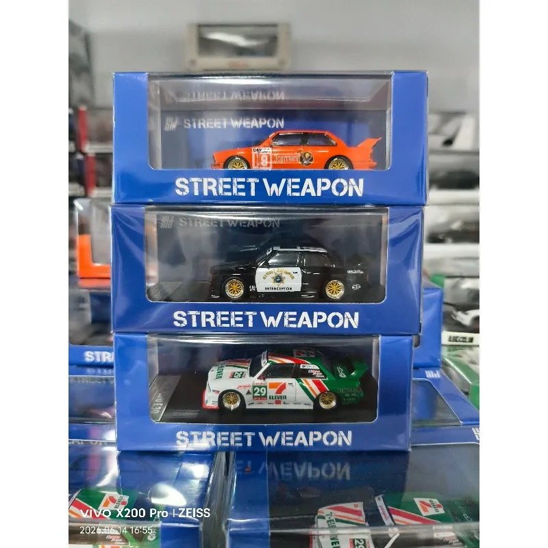 SW 1:64 BMW E30 M3, Die cast alloy car model, male gift, adult high-end static collection ornament, holiday gift.
SW 1:64 BMW E30 M3, Die cast alloy car model, male gift, adult high-end static collection ornament, holiday gift.