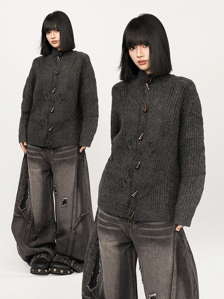 OCTTFLAB Американский ретро вязаный открытый кардиган на пуговицах женский свободный ленивый теплый свитер пальто из полиэфирного волокна длинный све
OCTTFLAB Американский ретро вязаный открытый кардиган на пуговицах женский свободный ленивый теплый свитер пальто из полиэфирного волокна длинный све