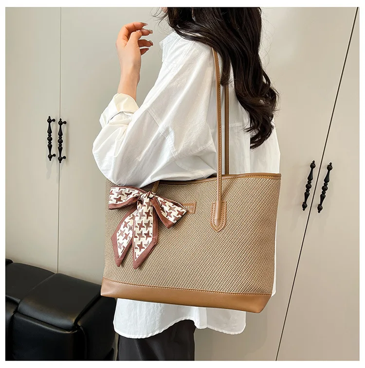 2025 Spring/Summer New! Women's Spacious Versatile Shoulder Tote Bag - Simple Texture, Ideal for CasualCommuting & Daily Errands
2025 Spring/Summer New! Women's Spacious Versatile Shoulder Tote Bag - Simple Texture, Ideal for CasualCommuting & Daily Errands