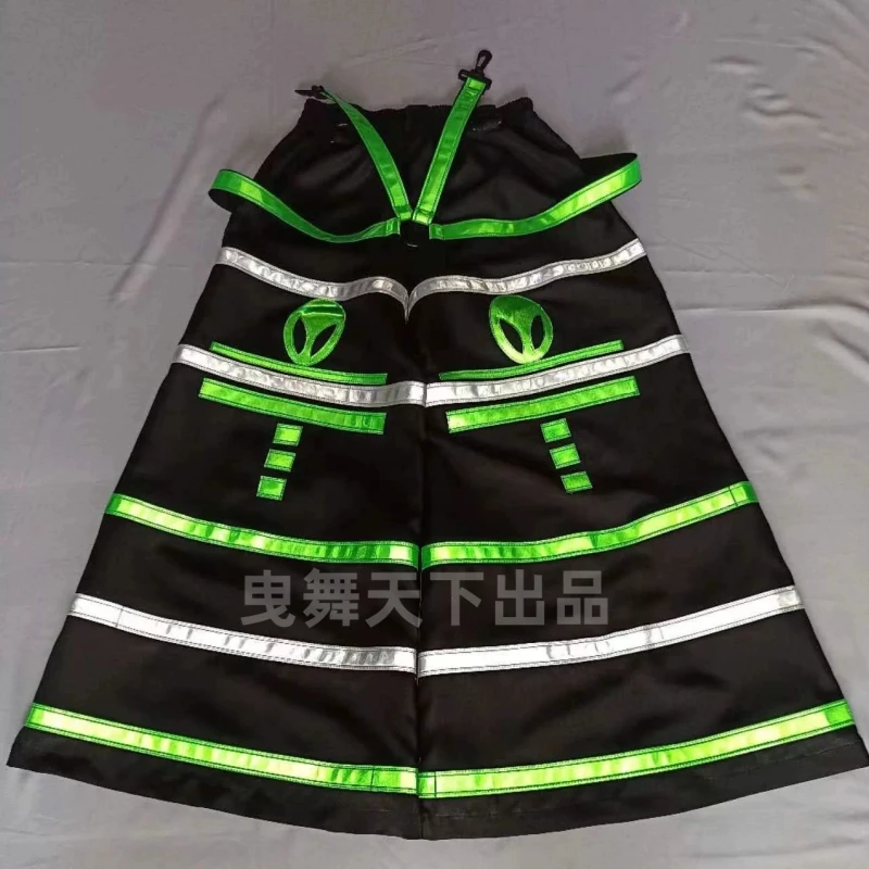 Melbourne Shuffle Dance Pants Cool Pattern Night Vision Luminous Pants Flared Reflective Dance Trousers Hip Hop Street Cool
Melbourne Shuffle Dance Pants Cool Pattern Night Vision Luminous Pants Flared Reflective Dance Trousers Hip Hop Street Cool