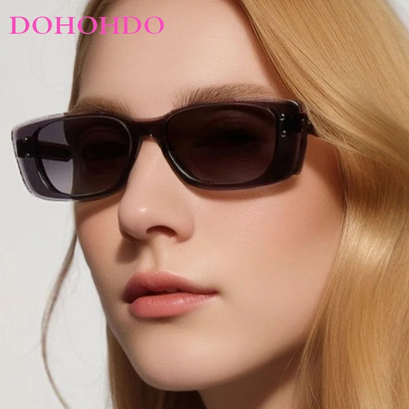 New Trendy Big Frame Square Rivets Sunglasses For Men Luxury Brand Designer Women Outdoor Travel Driving Sunshade Glasses UV400
New Trendy Big Frame Square Rivets Sunglasses For Men Luxury Brand Designer Women Outdoor Travel Driving Sunshade Glasses UV400