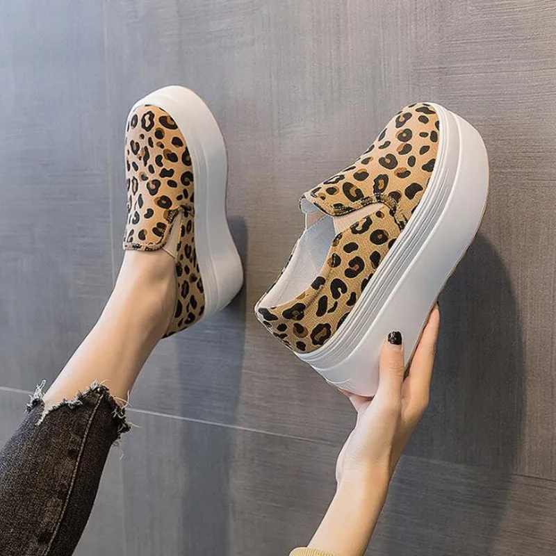 8cm Women Casual Loafers Leopard Flats Shoes Real Leather Platform 2026 New Summer Slip-On Slouchy Mid Heels Daily Size 34-39
8cm Women Casual Loafers Leopard Flats Shoes Real Leather Platform 2026 New Summer Slip-On Slouchy Mid Heels Daily Size 34-39