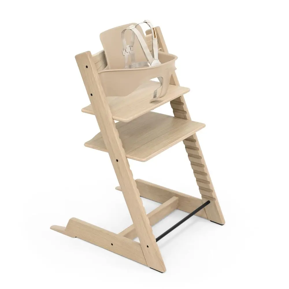 Oak High Chair for Babies 6-36 Months with Removable Seat, Adjustable, Ergonomic, Easy Clean
Oak High Chair for Babies 6-36 Months with Removable Seat, Adjustable, Ergonomic, Easy Clean