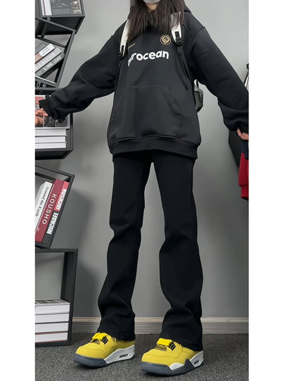 Мужские джинсы Cleanfit Soft Fce Lined с мягкой подкладкой, черные, эластичные, американского кроя, длинные брюки-буткэт, осенне-зимняя модная тенденция OOTD
Мужские джинсы Cleanfit Soft Fce Lined с мягкой подкладкой, черные, эластичные, американского кроя, длинные брюки-буткэт, осенне-зимняя модная тенденция OOTD