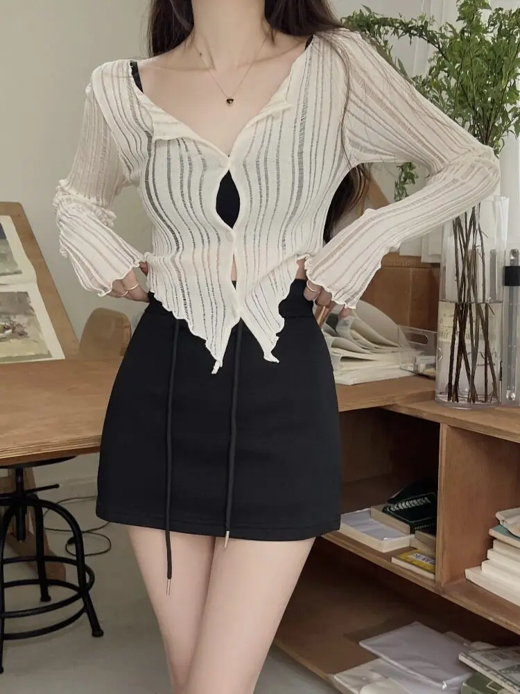 Women's Knitted Short Hollow out Thin Long Sleeve Cardigan Spring Early Outerwear Top Half Open Collar Easy to Wear Korean Style
Women's Knitted Short Hollow out Thin Long Sleeve Cardigan Spring Early Outerwear Top Half Open Collar Easy to Wear Korean Style