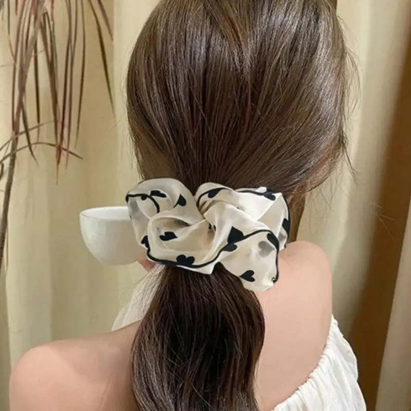 Gentle Stretchy Hair Band Lightweight Fabric Scrunchies for Sensitive Scalp Y166
Gentle Stretchy Hair Band Lightweight Fabric Scrunchies for Sensitive Scalp Y166