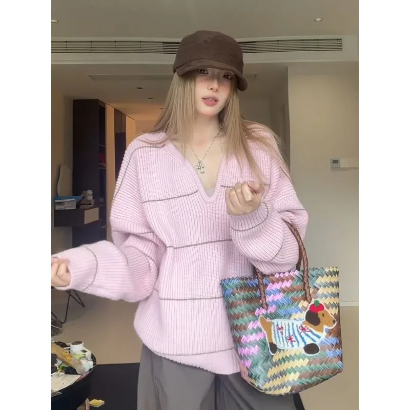 V-neck Striped Long-sleeved Knitted Women's 2025 New Autumn Splicing Fashion Loose Top
V-neck Striped Long-sleeved Knitted Women's 2025 New Autumn Splicing Fashion Loose Top