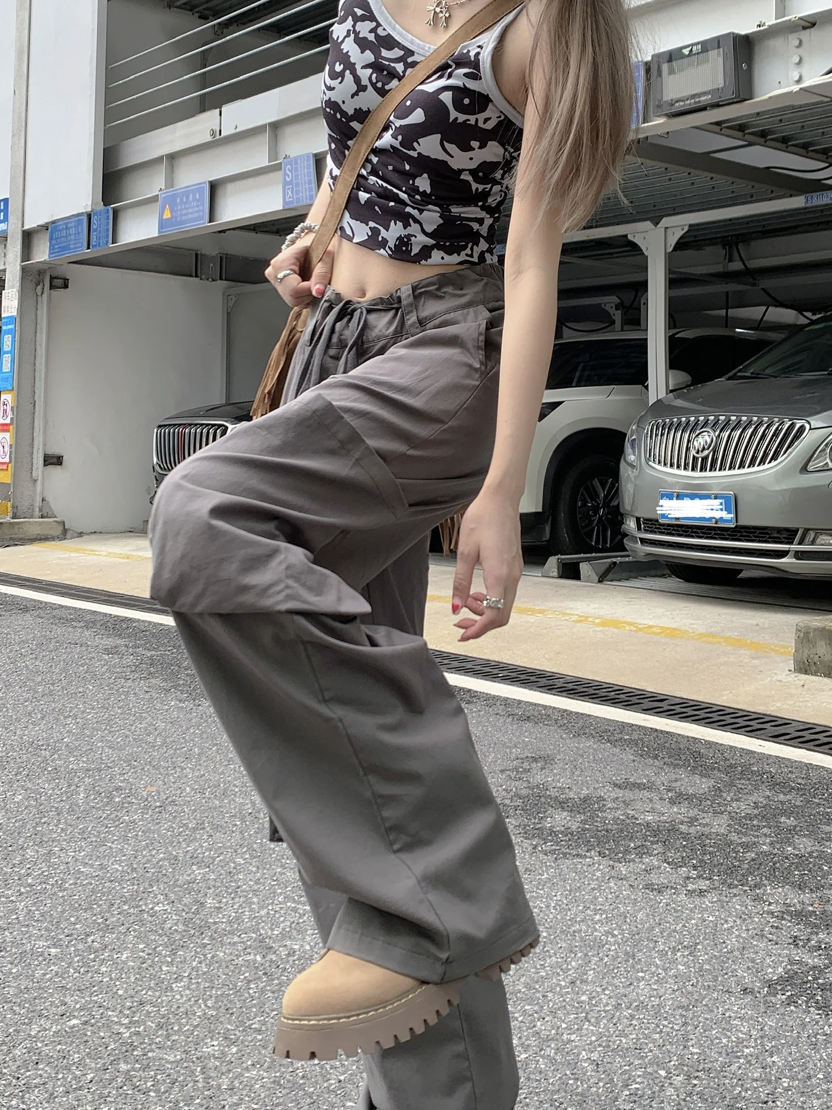 Draping Design Chiffon Grey Trousers Women's Summer Loose Overalls Straight Trousers High Waist Slim Casual Pants
Draping Design Chiffon Grey Trousers Women's Summer Loose Overalls Straight Trousers High Waist Slim Casual Pants