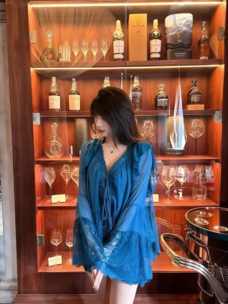 Korean Sle Pure Desire Sexy Set Women's Spicy Lace Bell Sve Blue Sunade Cover up High Waist orts Two Piece Set
Korean Sle Pure Desire Sexy Set Women's Spicy Lace Bell Sve Blue Sunade Cover up High Waist orts Two Piece Set