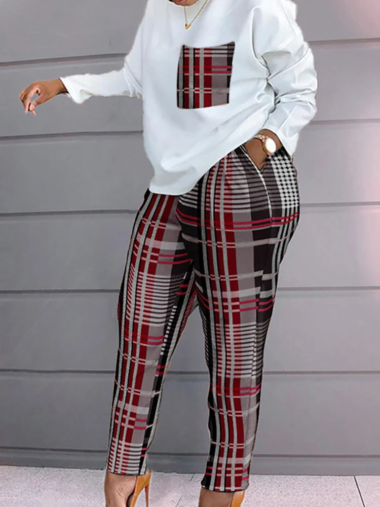 Vintage Plaid Printed Two Piece Set Women Round Neck Top Pockets Long Pant Outfits Female Streetwear Loose Casual Matching Set
Vintage Plaid Printed Two Piece Set Women Round Neck Top Pockets Long Pant Outfits Female Streetwear Loose Casual Matching Set
