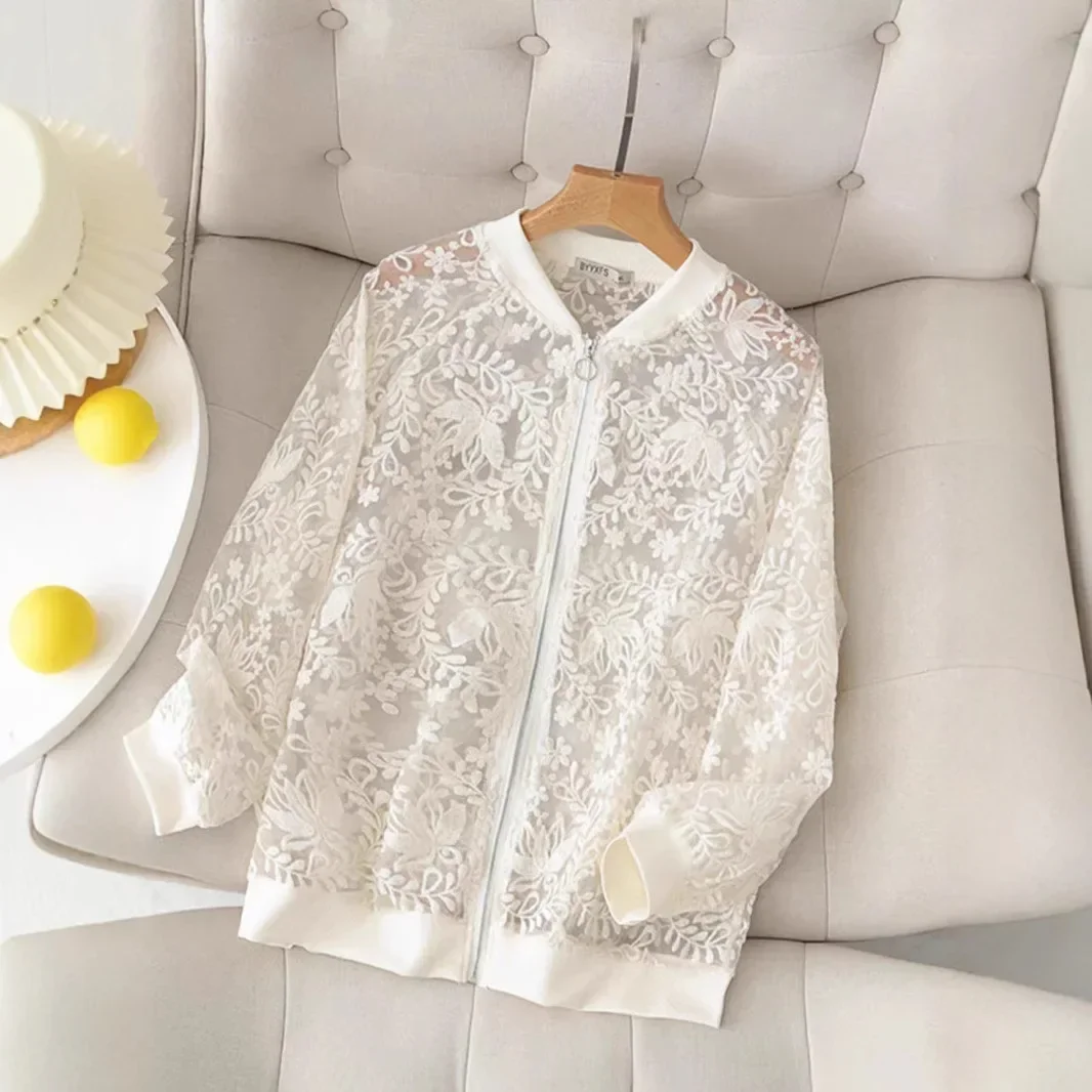 2025 New Cross-Border Women's Spring Summer Thin Jacket Embroidery Lace Stand Collar Top Hollow Out
2025 New Cross-Border Women's Spring Summer Thin Jacket Embroidery Lace Stand Collar Top Hollow Out