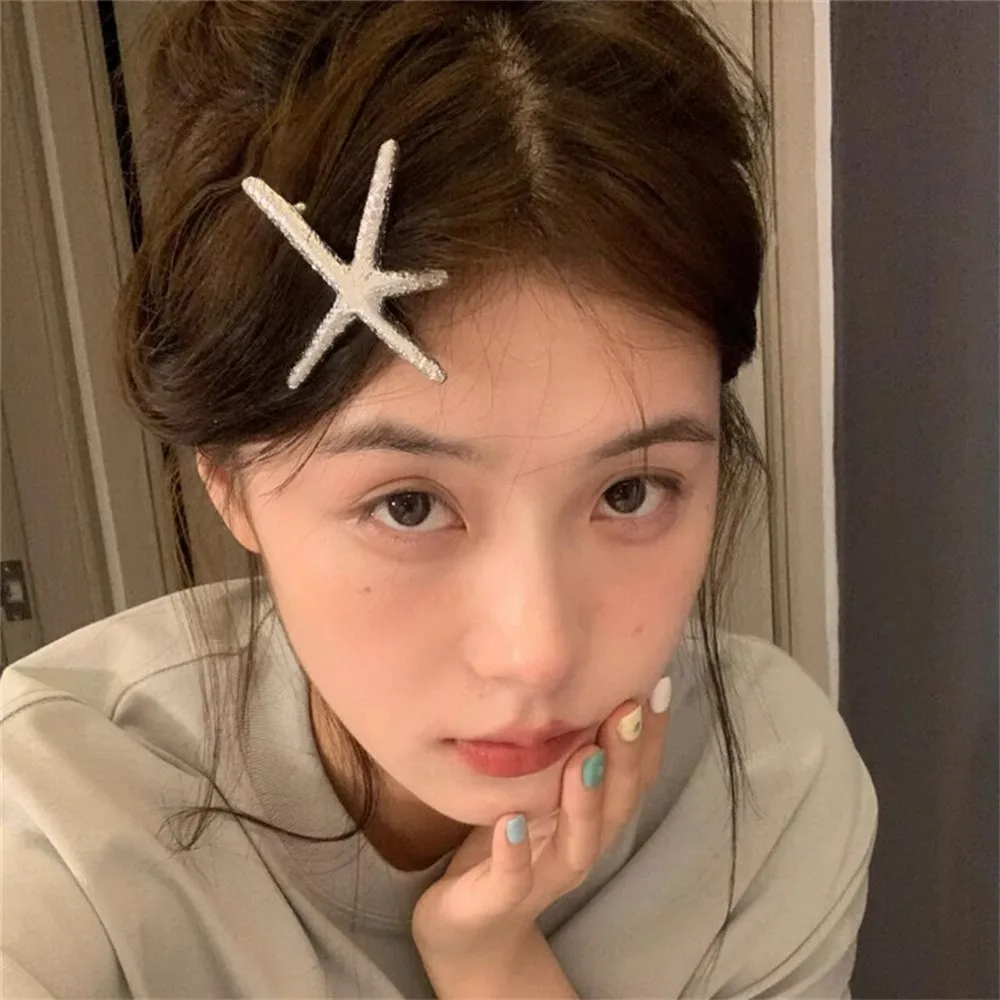 Korean ins blogger starfish clip sweet cool wind out of the street duck bill geometric side hairpin bangs retro hair accessories
Korean ins blogger starfish clip sweet cool wind out of the street duck bill geometric side hairpin bangs retro hair accessories