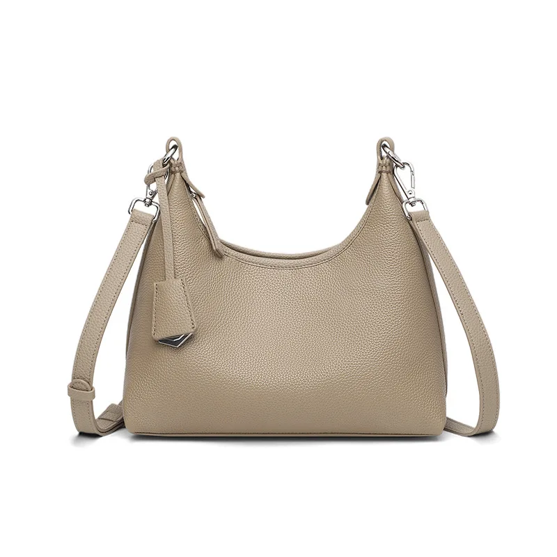 Stylish Summer Female Genuine Leather Hobos Handbag Versatile Underarm Single Shoulder Bags High Quality Suitable for Daily Use 
Stylish Summer Female Genuine Leather Hobos Handbag Versatile Underarm Single Shoulder Bags High Quality Suitable for Daily Use