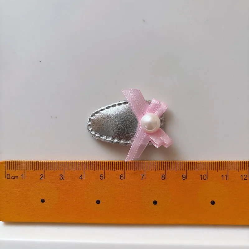 Korean Sweet Small Bow BB Clip for Girls Silver Bangs Hair Clamp Cute Toddler Barrette Headwear Accessories
Korean Sweet Small Bow BB Clip for Girls Silver Bangs Hair Clamp Cute Toddler Barrette Headwear Accessories