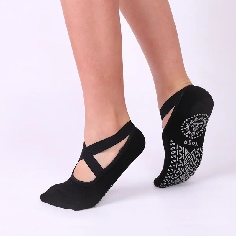 New women's high-quality bandage yoga socks non-slip quick-drying ballet socks women's cotton socks have good grip
New women's high-quality bandage yoga socks non-slip quick-drying ballet socks women's cotton socks have good grip
