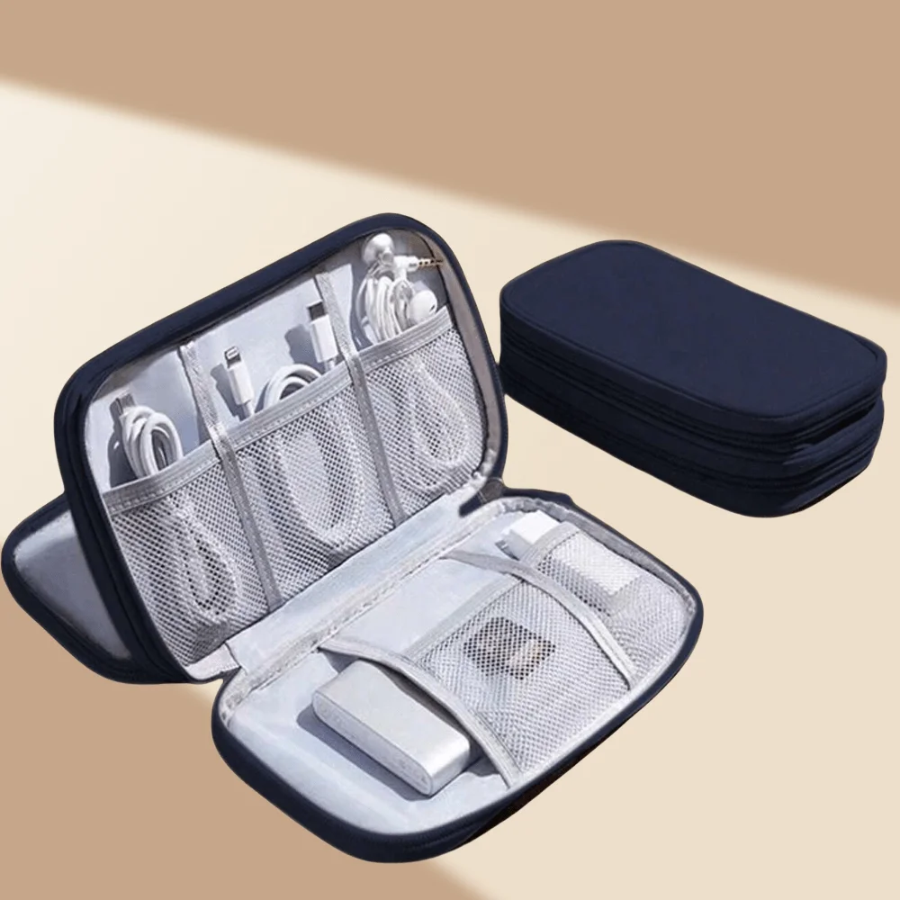 Нейлоновая сумка-органайзер для электроники с сетчатыми карманами и застежкой-молнией
Нейлоновая сумка-органайзер для электроники с сетчатыми карманами и застежкой-молнией