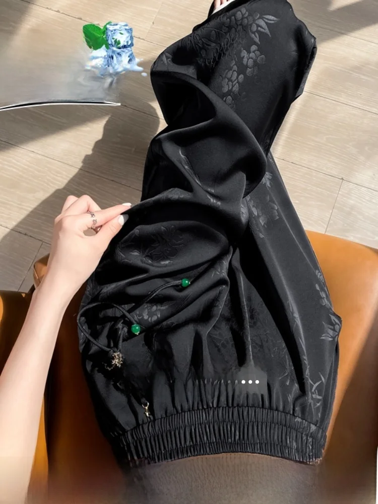 New Chinese Style Wide Leg Pants Women's Thin Ice Silk Narrow Straight Tube Pants High Waist Straight Leg Casual Trousers
New Chinese Style Wide Leg Pants Women's Thin Ice Silk Narrow Straight Tube Pants High Waist Straight Leg Casual Trousers