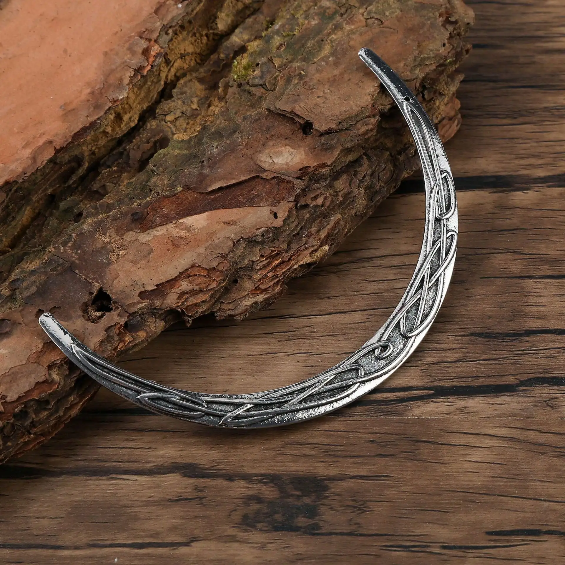 Minimalist Textured Moon Hair Pin Street Hair Bun Hair Bun Maker Bun Hair Piece Hair Styling Pins, School Stuff
Minimalist Textured Moon Hair Pin Street Hair Bun Hair Bun Maker Bun Hair Piece Hair Styling Pins, School Stuff