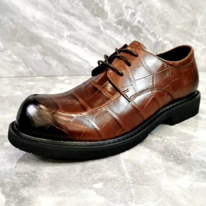 Carved British Style Vintage Leather Shoes Fashion Thich heel Cut out Formal Suit Dress Shoes
Carved British Style Vintage Leather Shoes Fashion Thich heel Cut out Formal Suit Dress Shoes