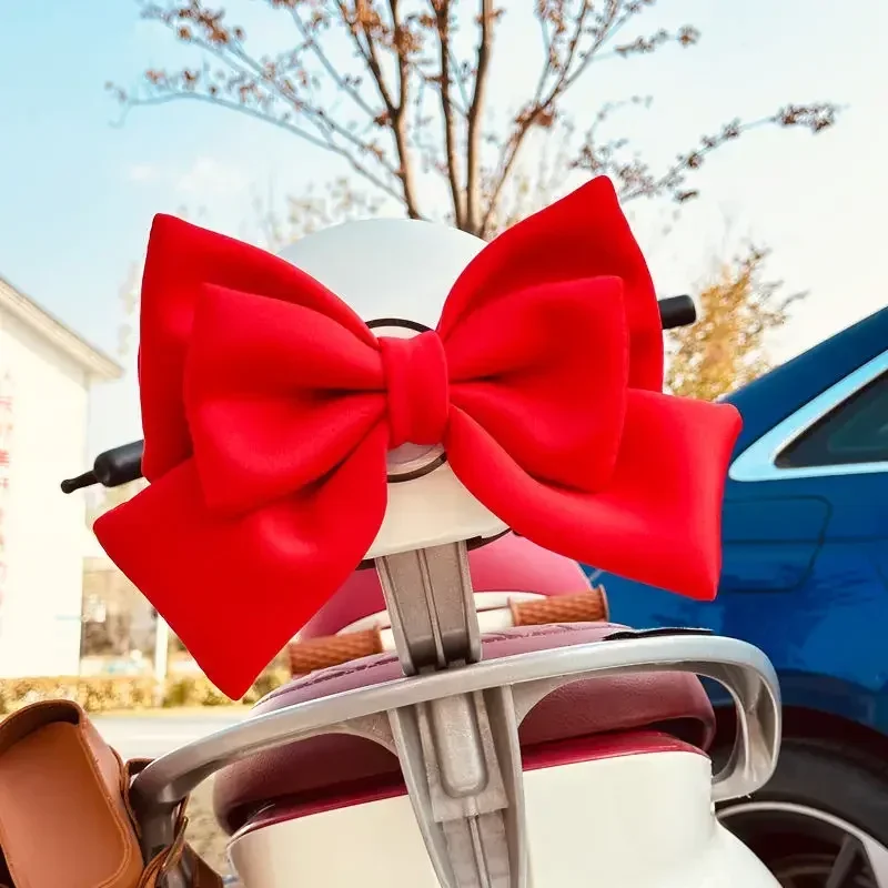 Universal Helmet Bow Accessory Kit - Vibrant Bows for Motorcycle, Bike & EV Decoration
Universal Helmet Bow Accessory Kit - Vibrant Bows for Motorcycle, Bike & EV Decoration