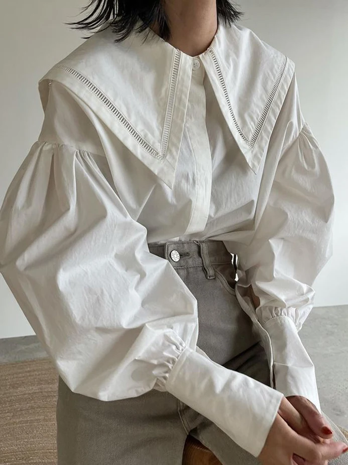 Cotton Lantern Sleeve Shirt Naval Style Big Turn Collar Doll Collar Women's Pure Cotton Shirt Breathable Skin-friendly
Cotton Lantern Sleeve Shirt Naval Style Big Turn Collar Doll Collar Women's Pure Cotton Shirt Breathable Skin-friendly