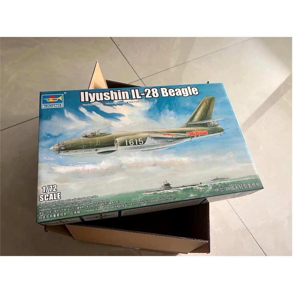 Trumpeter 01604 1:72 Soviet ILyushin IL28 IL-28 Beagle Bomber Military Aircraft Plastic Assembly Model Kit Building Toy Gift
Trumpeter 01604 1:72 Soviet ILyushin IL28 IL-28 Beagle Bomber Military Aircraft Plastic Assembly Model Kit Building Toy Gift